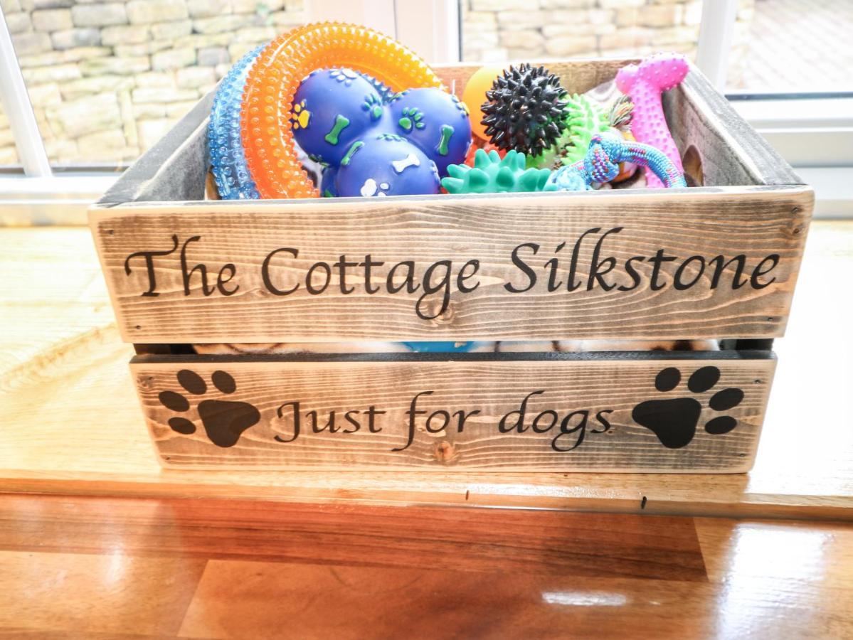 The Cottage Barnsley Exterior foto